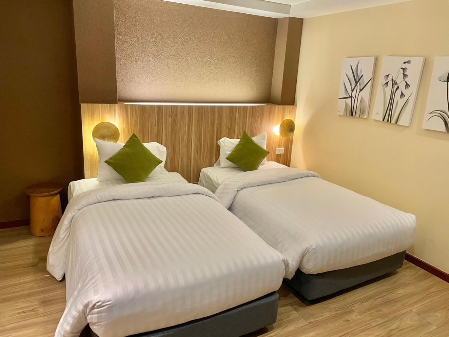 Mybed Chonburi Hotel Exterior photo