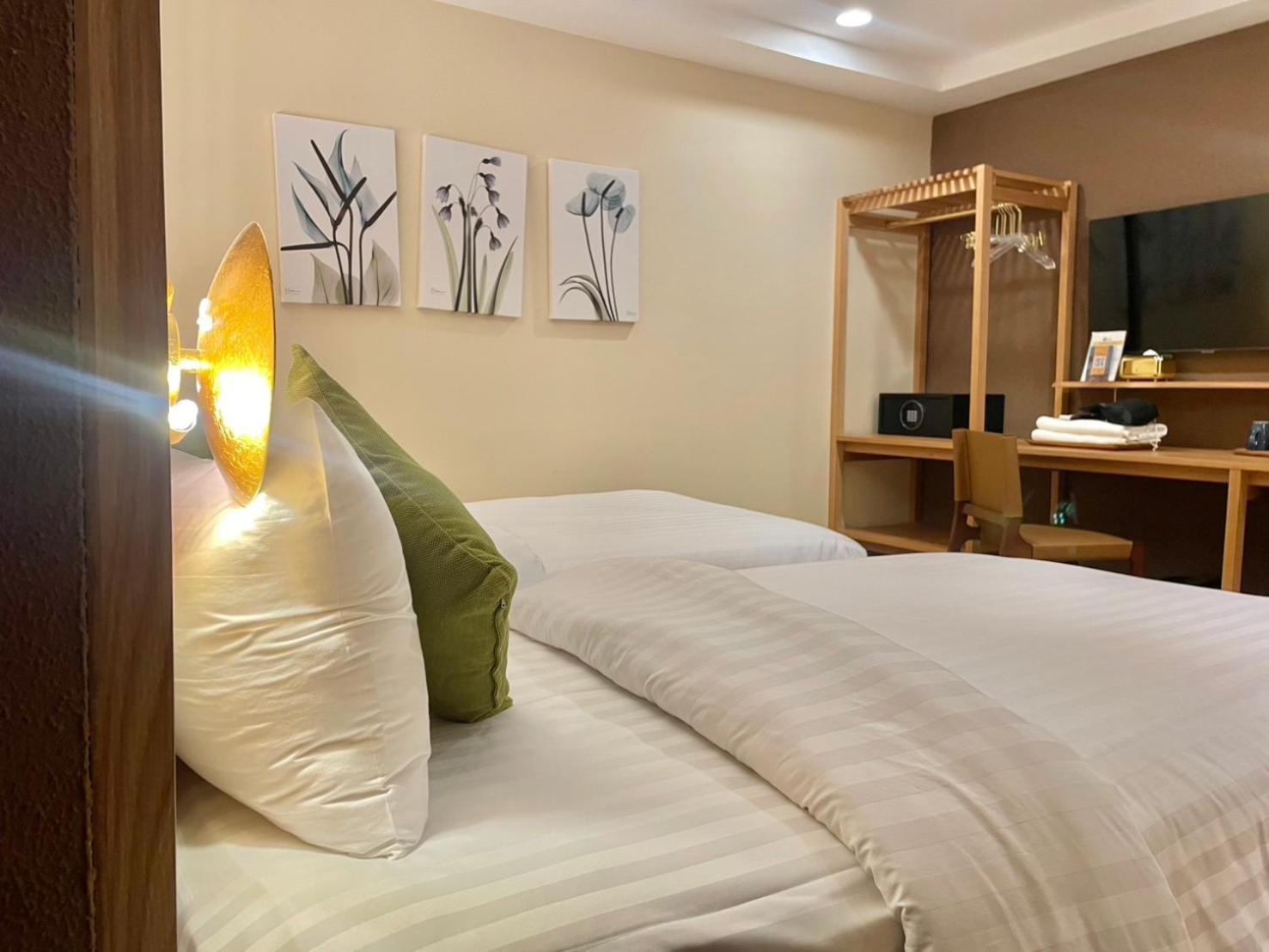Mybed Chonburi Hotel Exterior photo