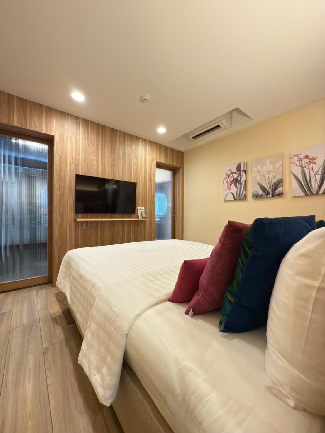 Mybed Chonburi Hotel Exterior photo
